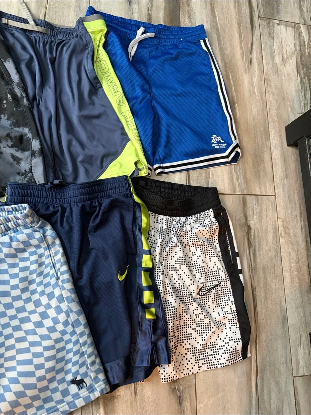 Bundle of boys shorts size large
